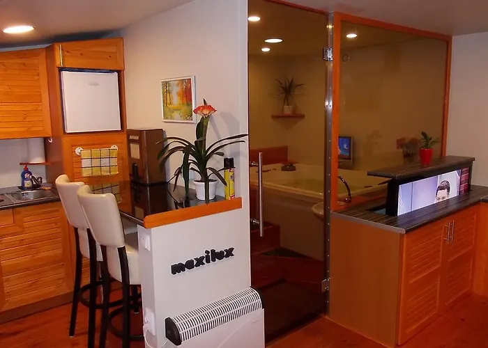 Maxilux Studio