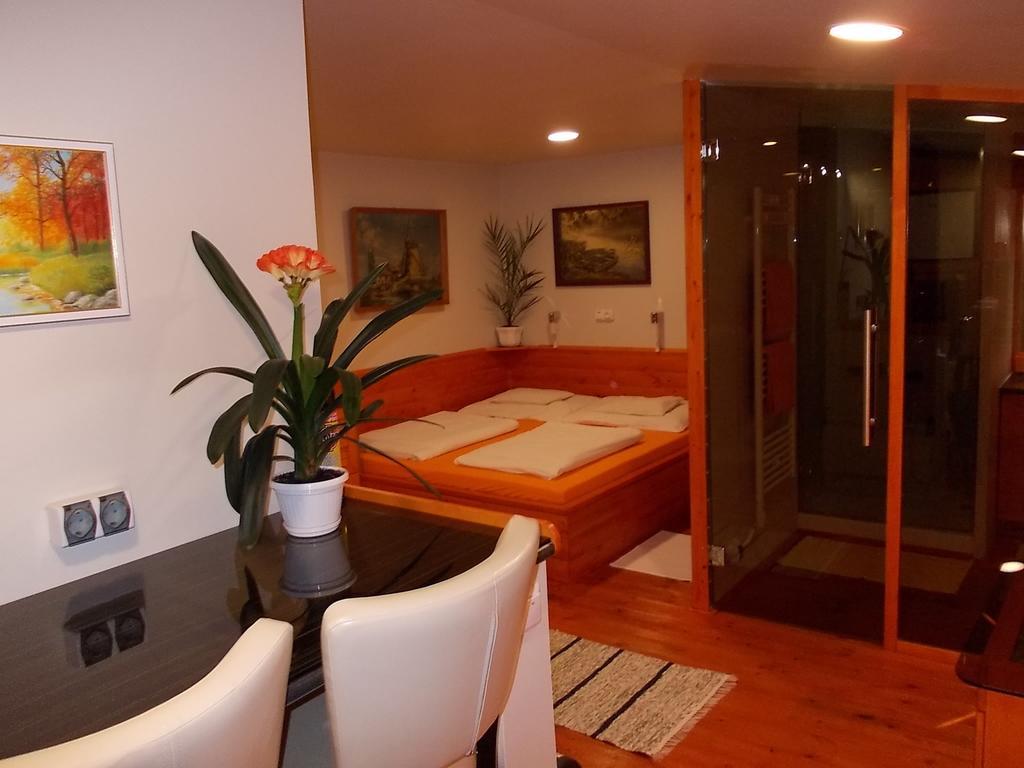 Maxilux Apartment Berekfürdő