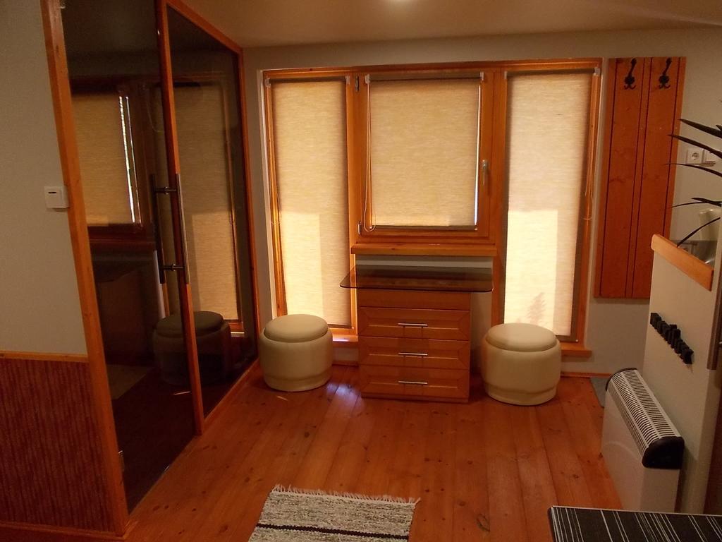 Maxilux Apartment